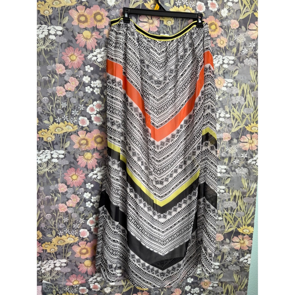 Old Navy‎ Women's Maxi Skirt Geometric Print Orange Yellow Black L